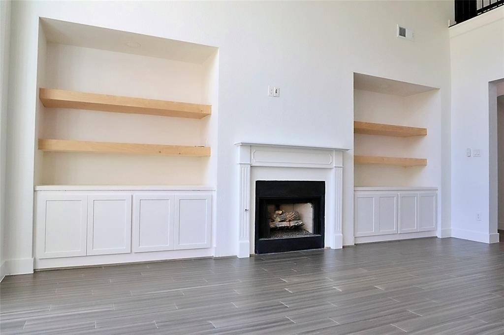 4008 Emery Avenue, Fort Worth, TX 76244