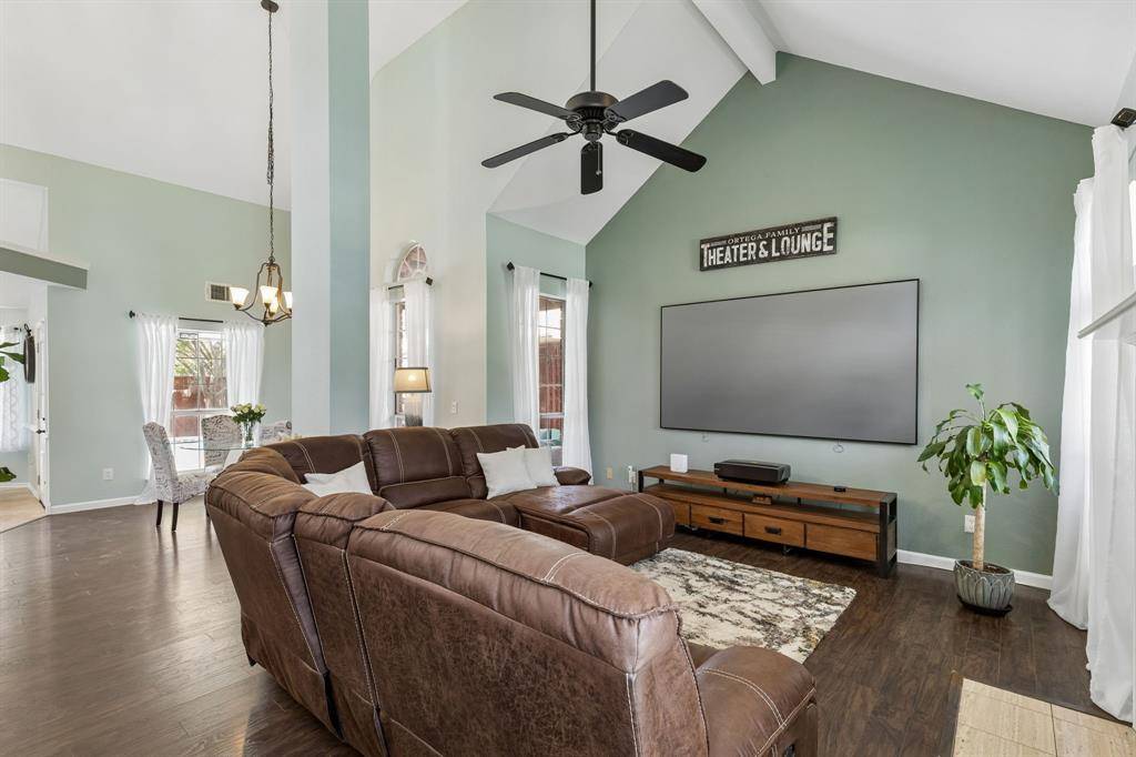 1733 Steamboat Drive, Plano, TX 75025