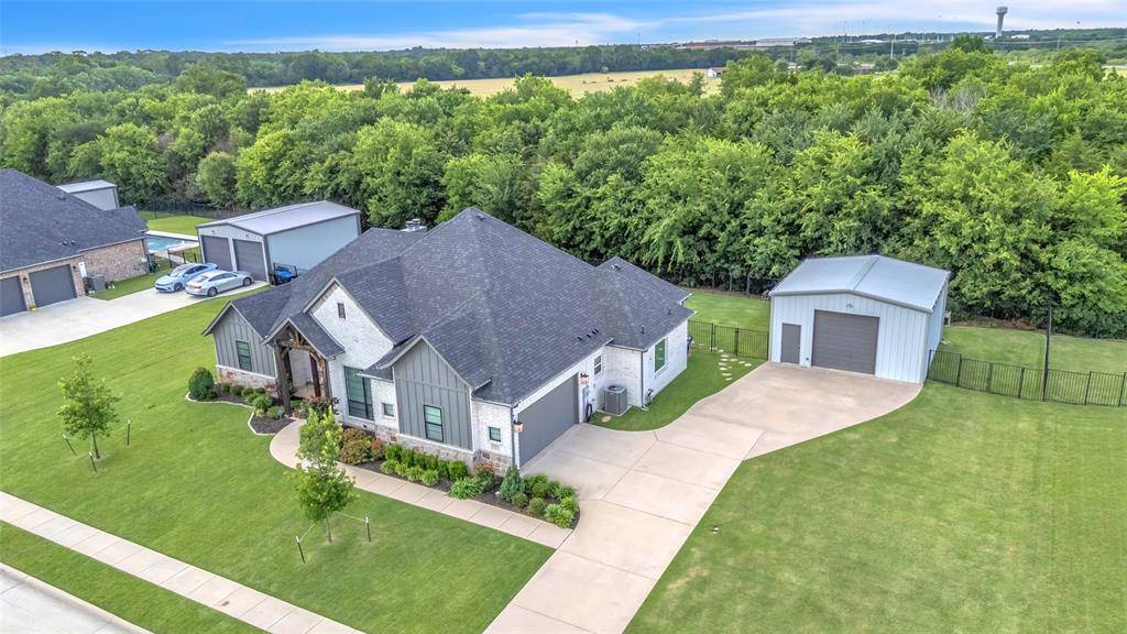 1014 Rennard Street, Caddo Mills, TX 75135