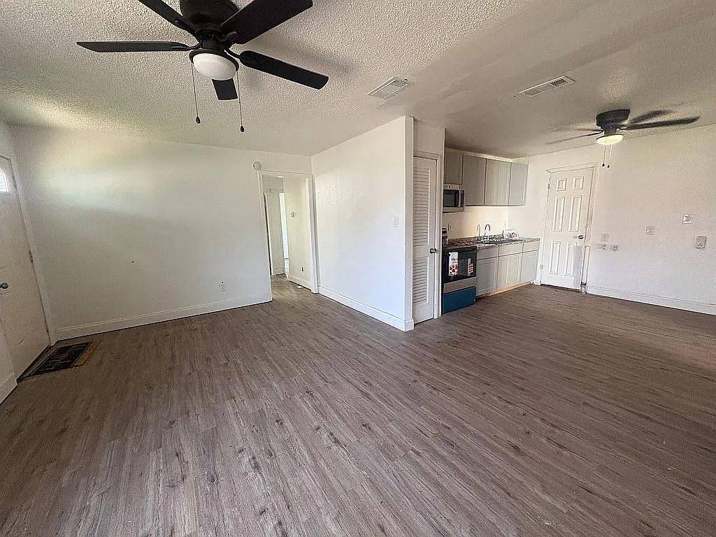 5586 Pinson Street, Fort Worth, TX 76119