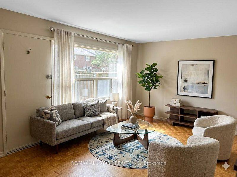 61 Eden Park DR, Brampton, ON L6T 3A5