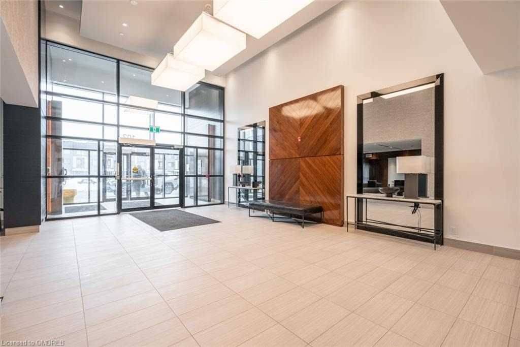 102 Grovewood Common #224, Oakville, ON L6H 0X2