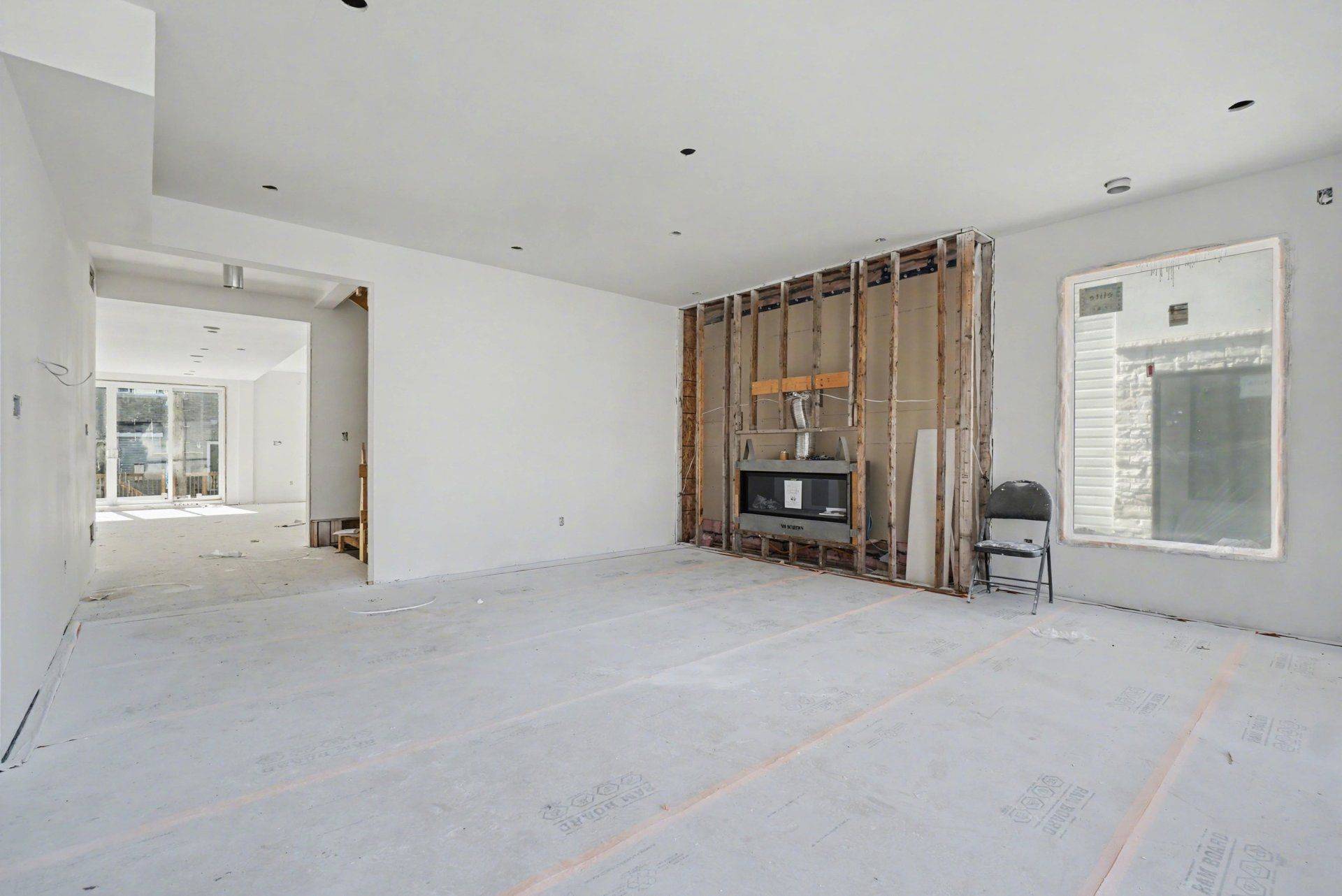 830 Alpine AVE, Britannia Heights - Queensway Terrace N And Area, ON K2B 5R6