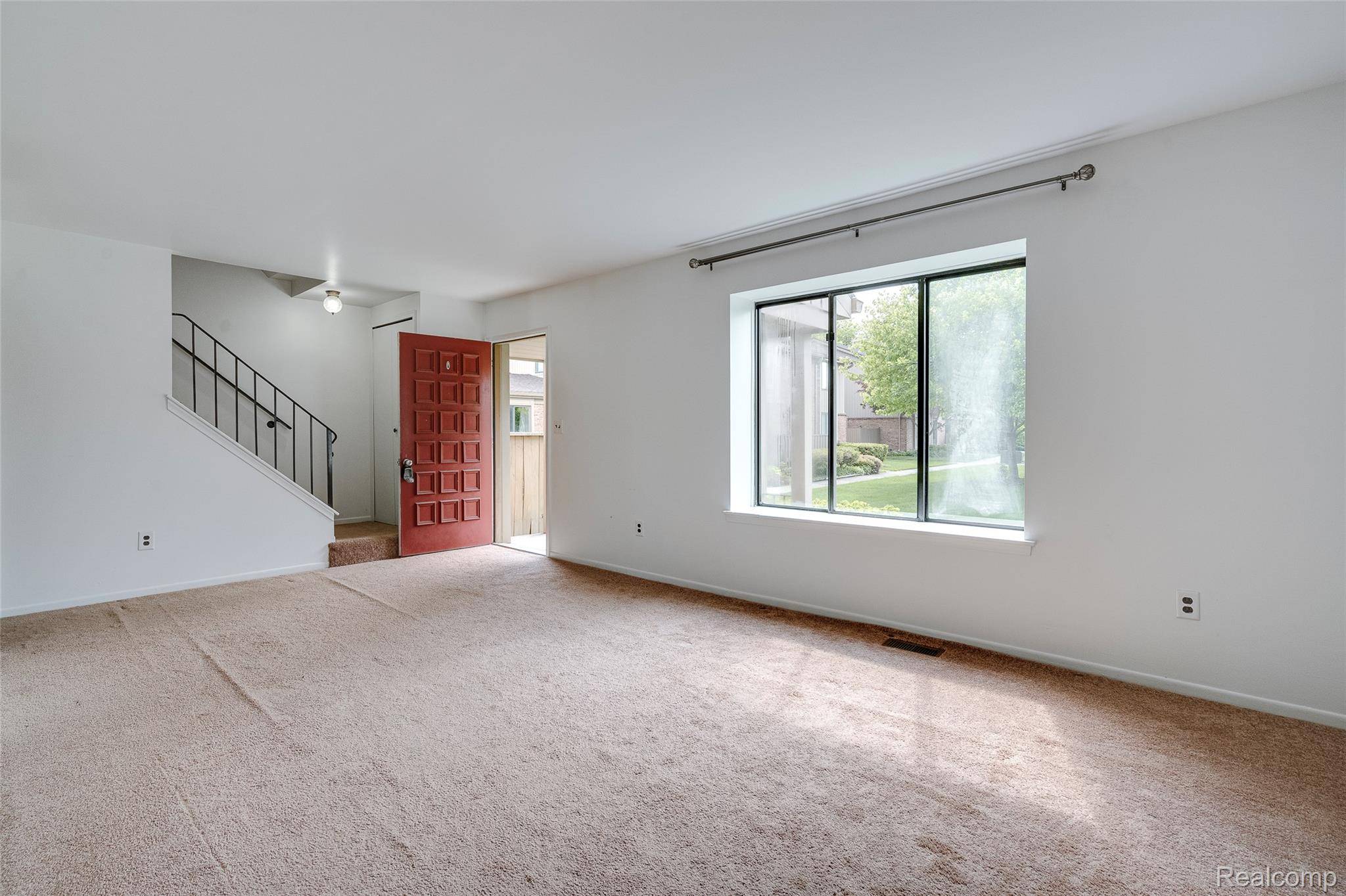 41617 Bedford DR, Canton Charter Township, MI 48187