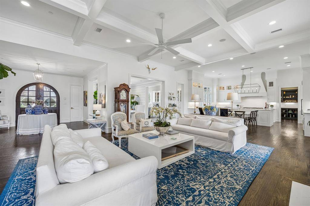 917 Tranquility Drive, Fairview, TX 75069