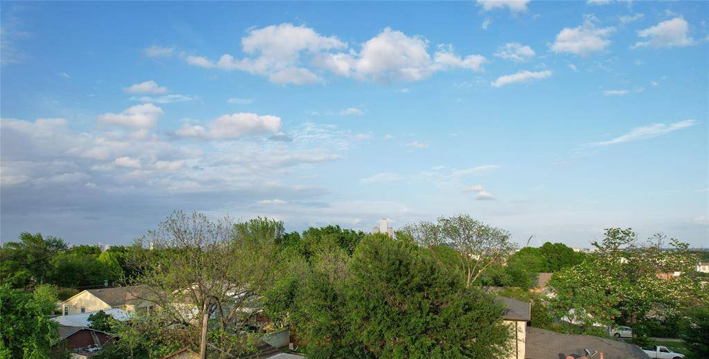 1223 Walmsley Avenue, Dallas, TX 75208