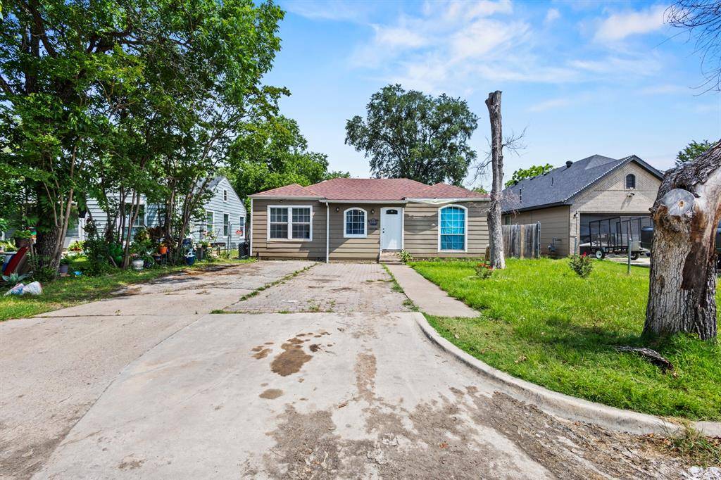 2006 Fort Worth Street, Grand Prairie, TX 75050