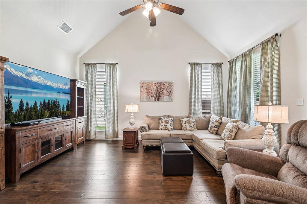 6800 Sleepy River Street, Mckinney, TX 75070