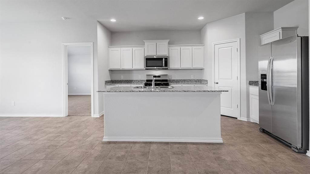 2200 JOHNNY CASH Drive, Fort Worth, TX 76036