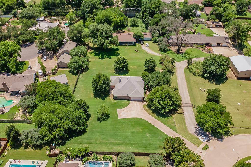 4035 Palomino Drive, Benbrook, TX 76116