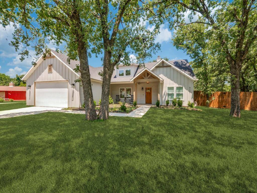 9701 Lancelot Circle, Fort Worth, TX 76140