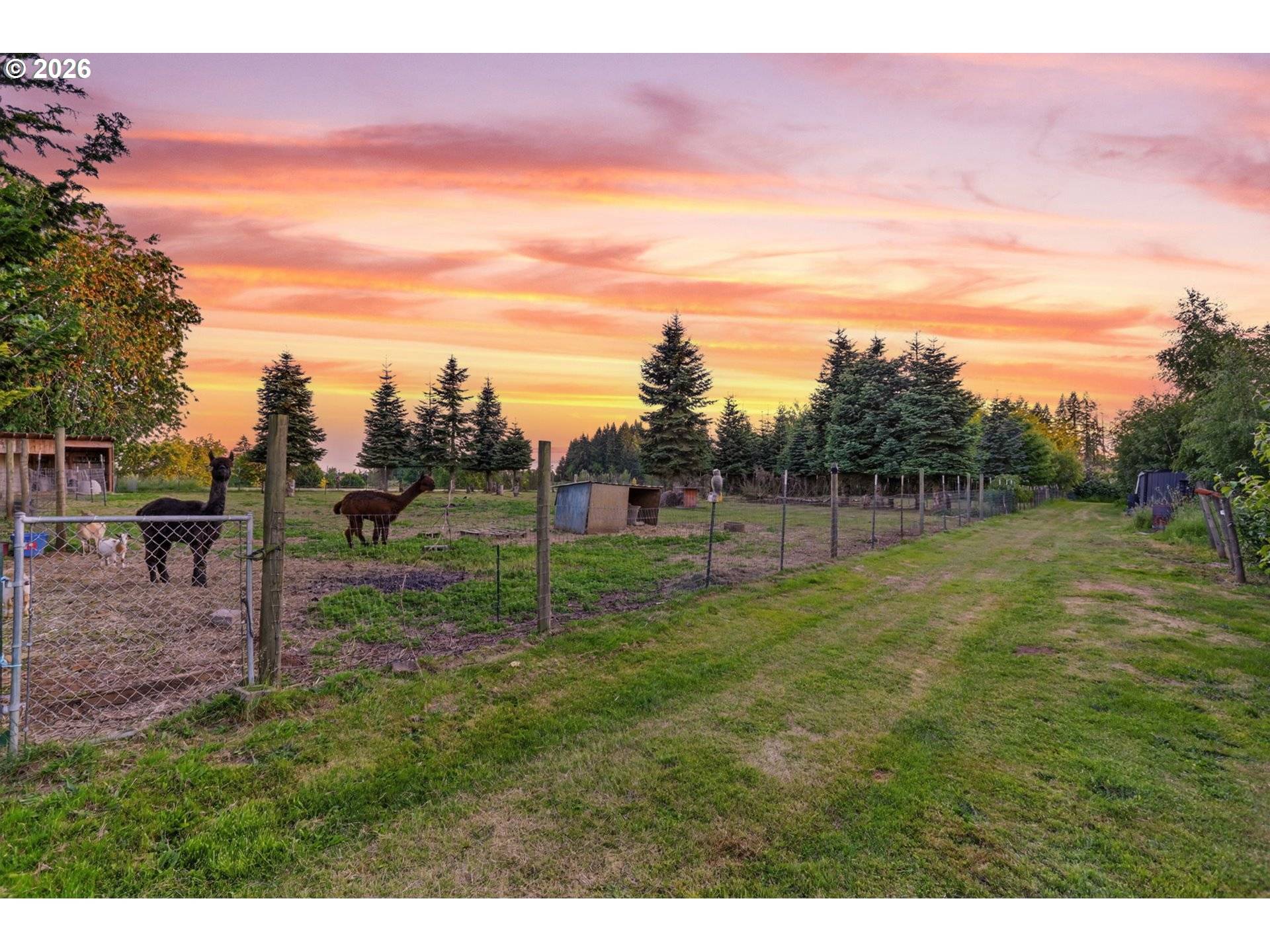 8439 SE COTTRELL RD, Boring, OR 97009