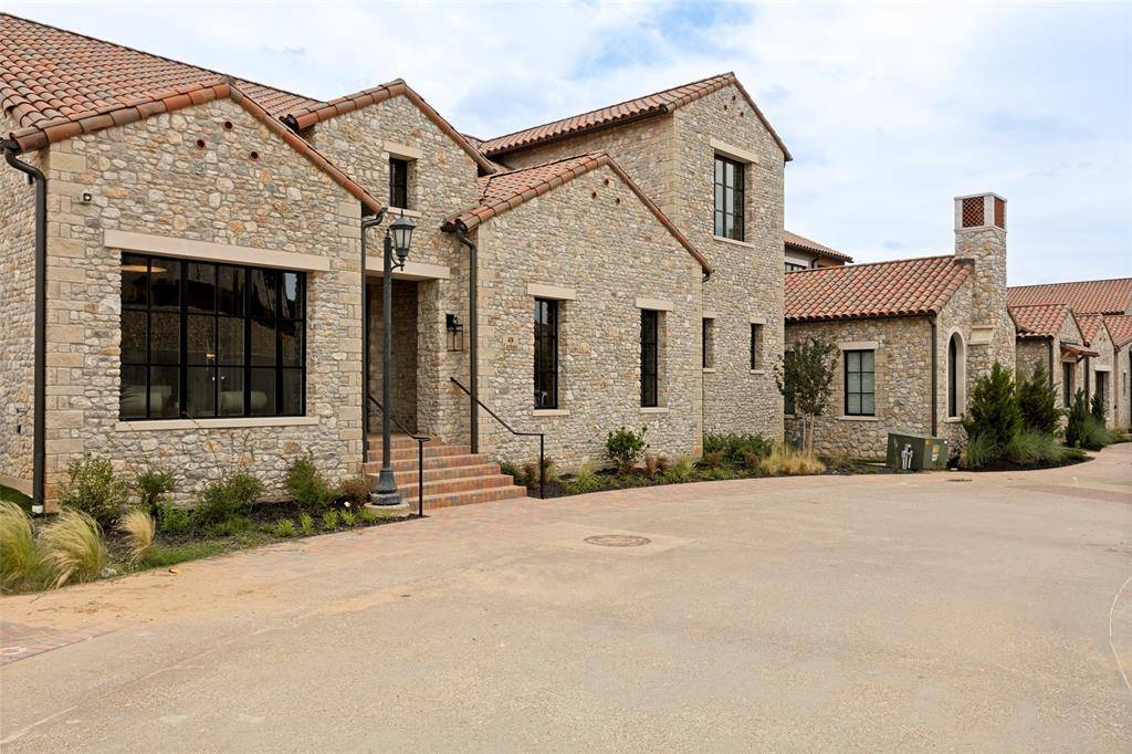 48 Cardona Drive, Westlake, TX 76262