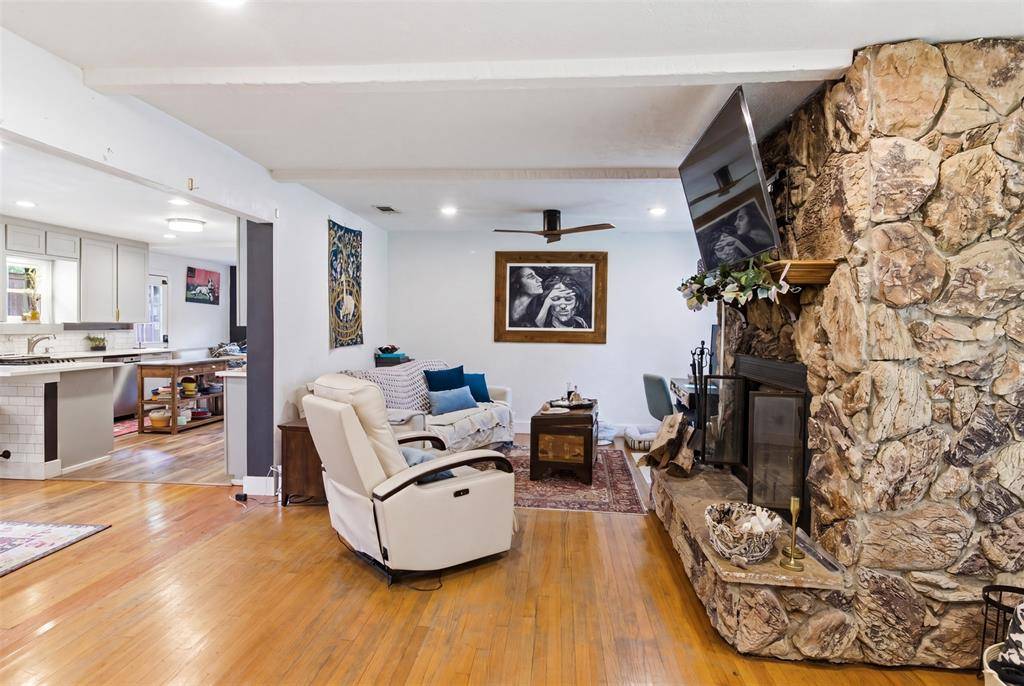 6128 Hollis Avenue, Dallas, TX 75227