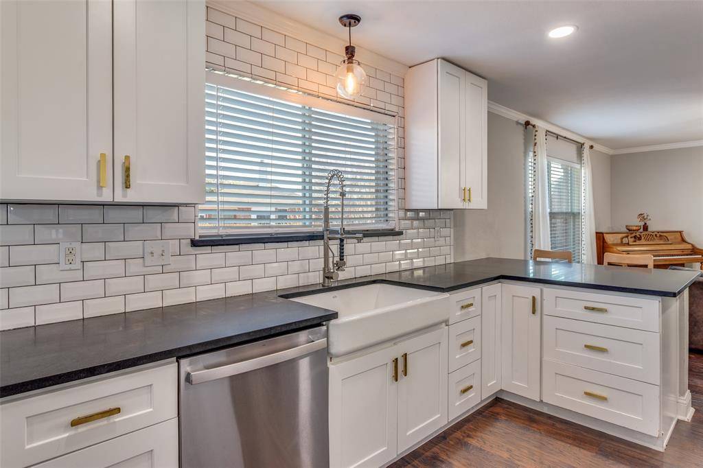 10628 Winding Passage Way, Fort Worth, TX 76131