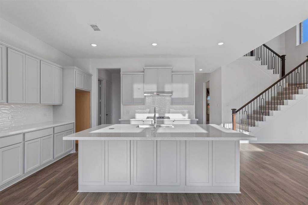 240 Basketflower Drive, Waxahachie, TX 75165