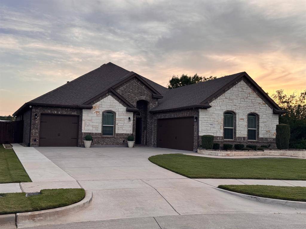 7802 Bella Way, Arlington, TX 76001