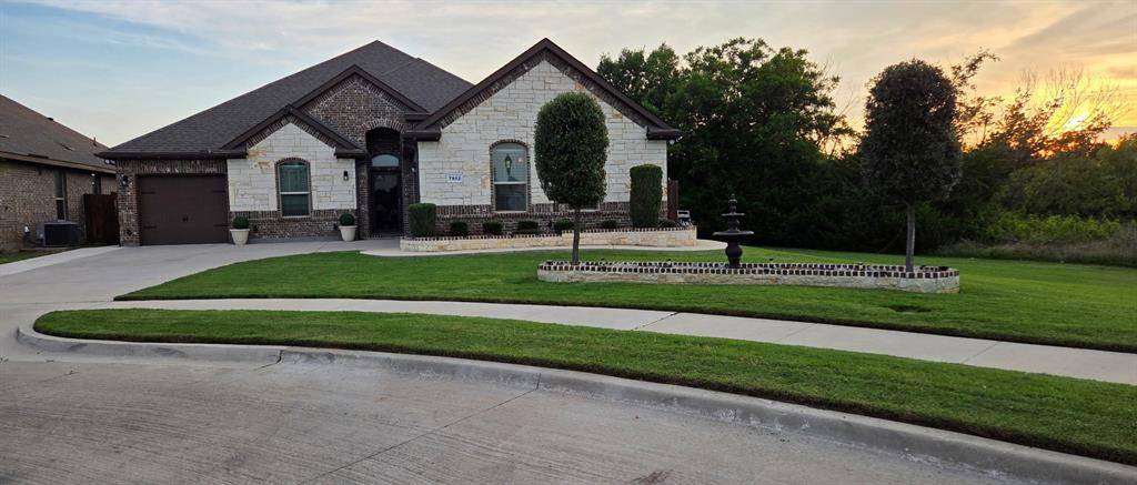 7802 Bella Way, Arlington, TX 76001