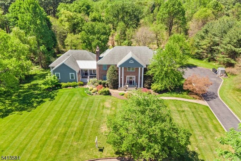 7 Cuomo Ct, Millstone Twp., NJ 08535