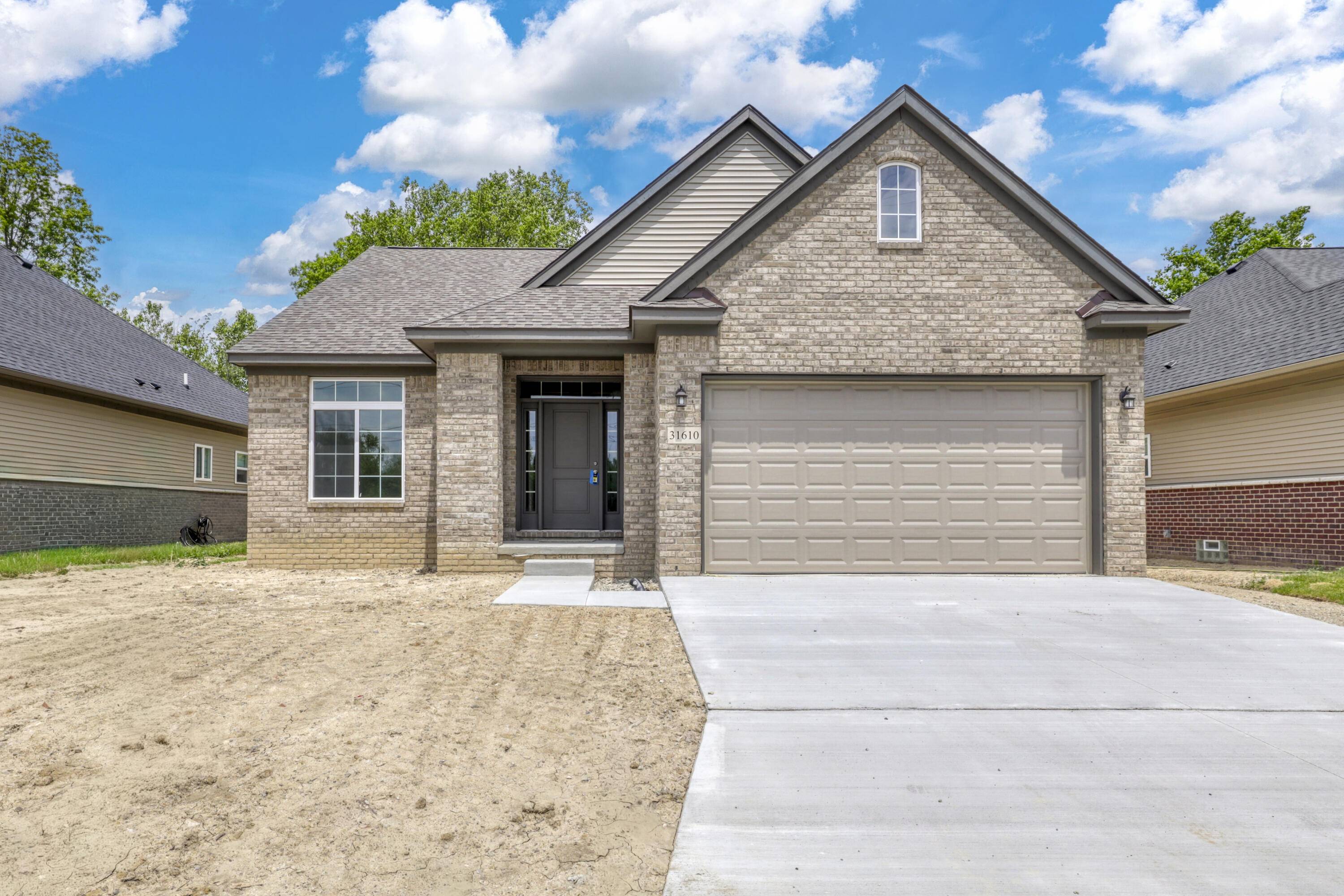 31610 Beaver CIR, New Boston City, MI 48164