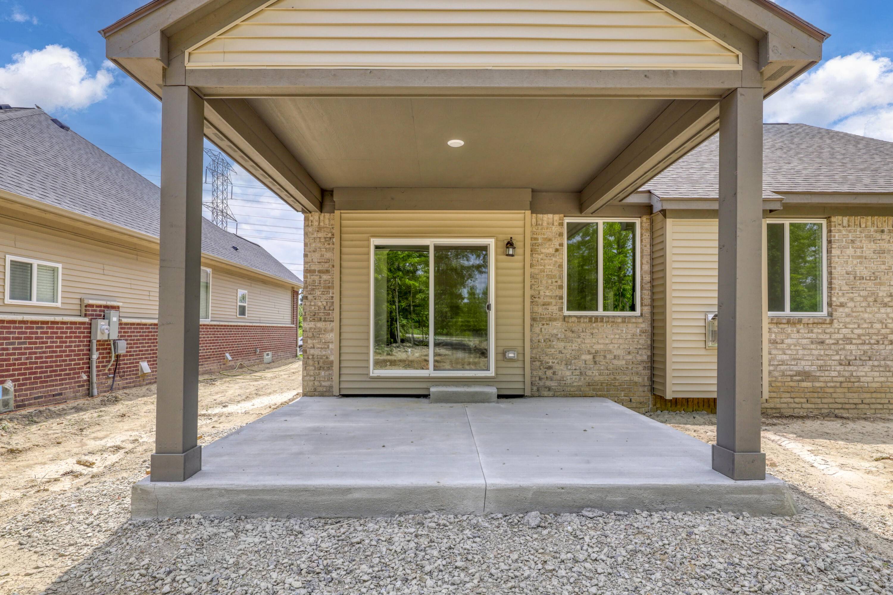 31610 Beaver CIR, New Boston City, MI 48164