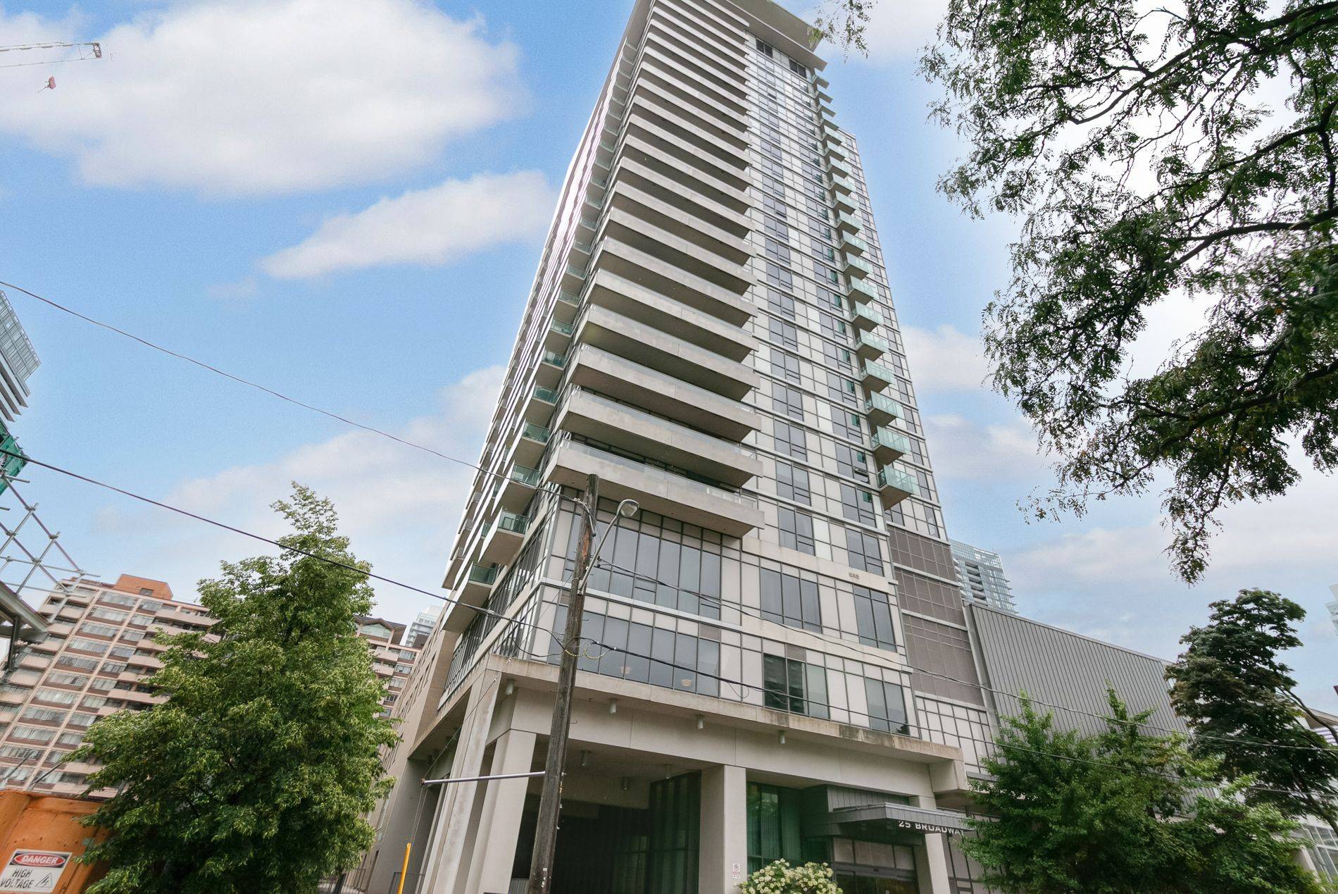 25 Broadway AVE #505, Toronto C10, ON M4P 1T7