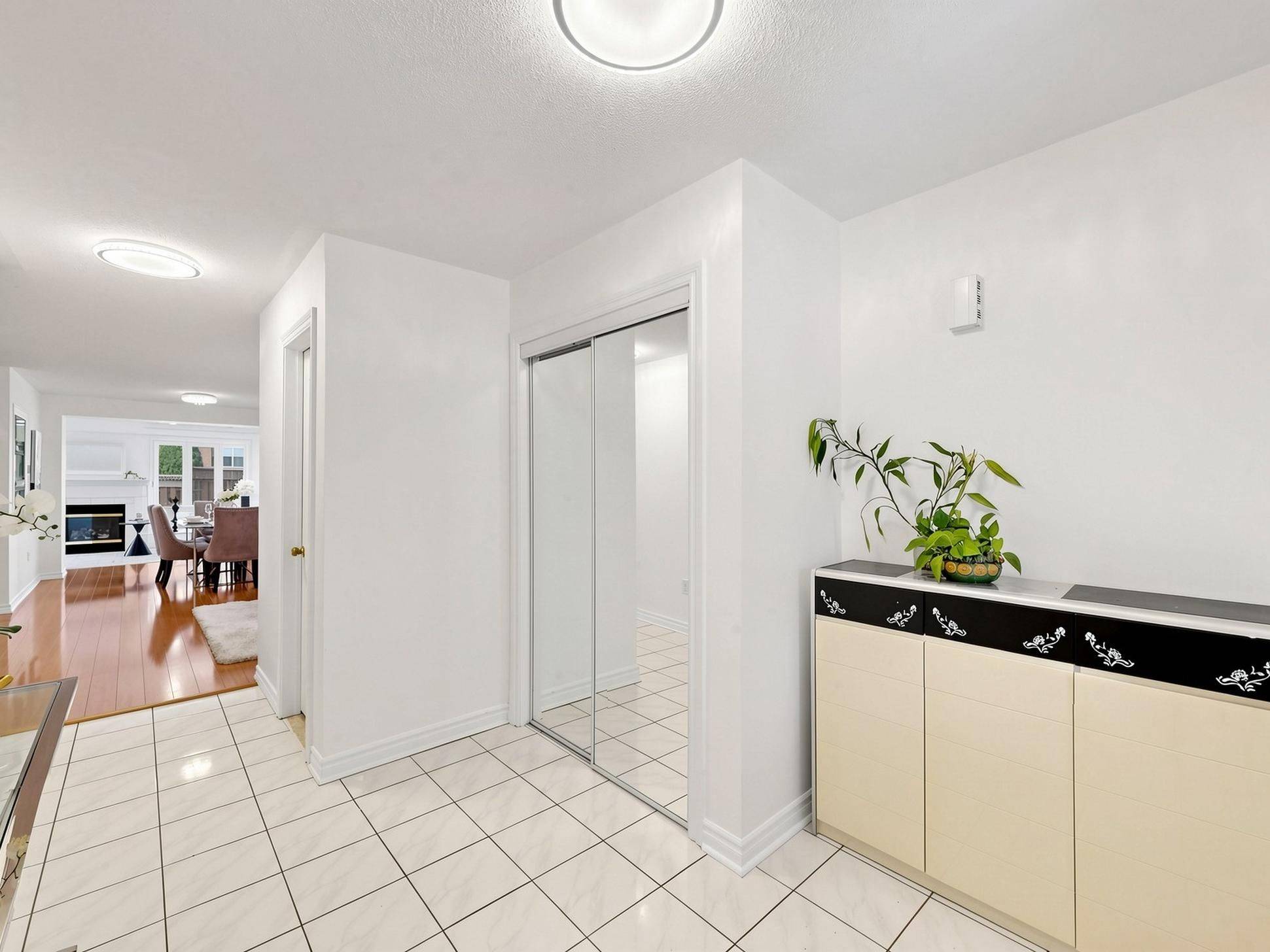 72 Weatherill RD, Markham, ON L6C 2P5