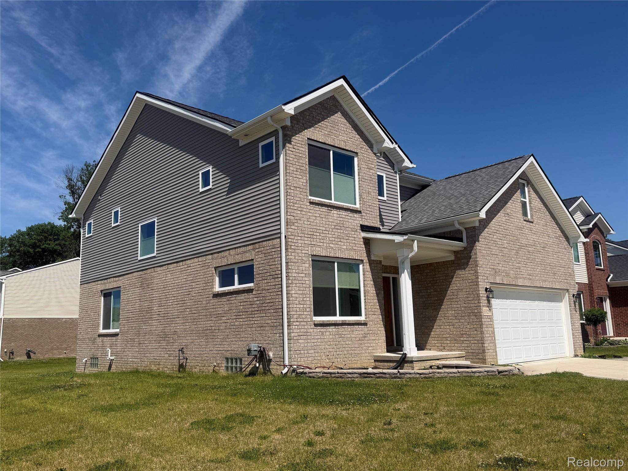 33259 Blue Spruce DR, Sterling Heights, MI 48310
