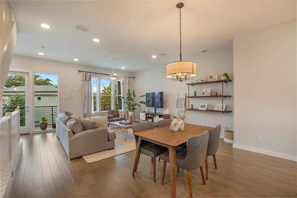 9060 Corsair Place, Dallas, TX 75218
