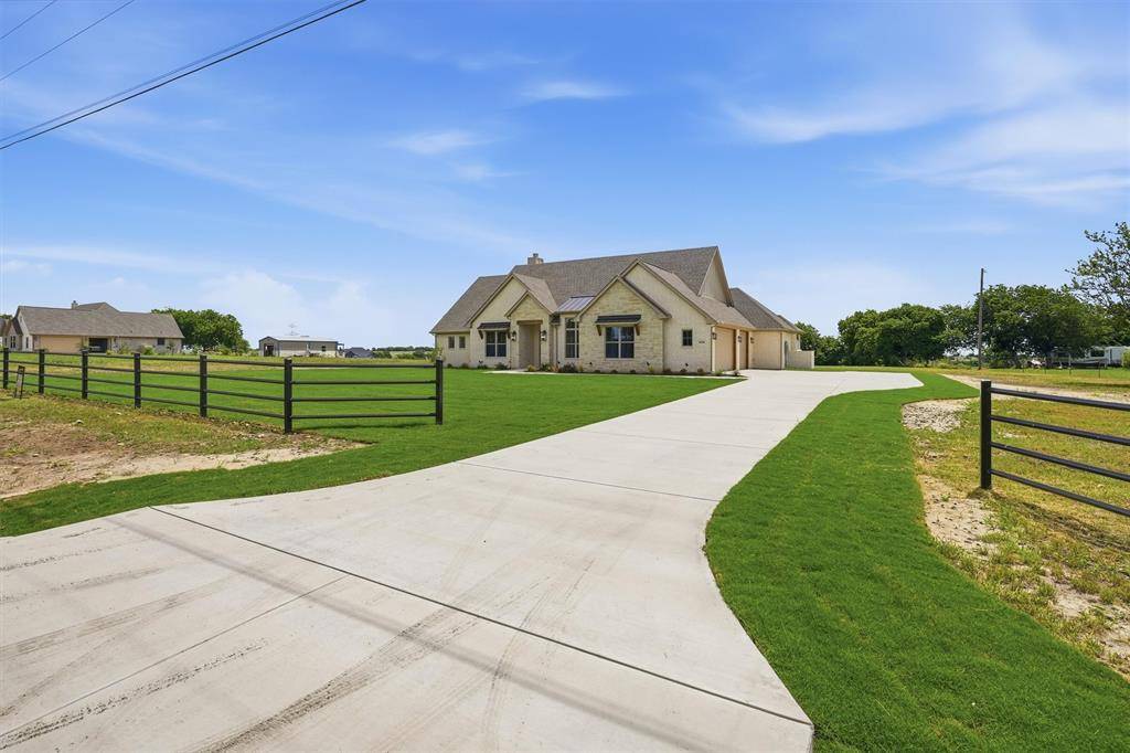6056 County Road 1229, Godley, TX 76044
