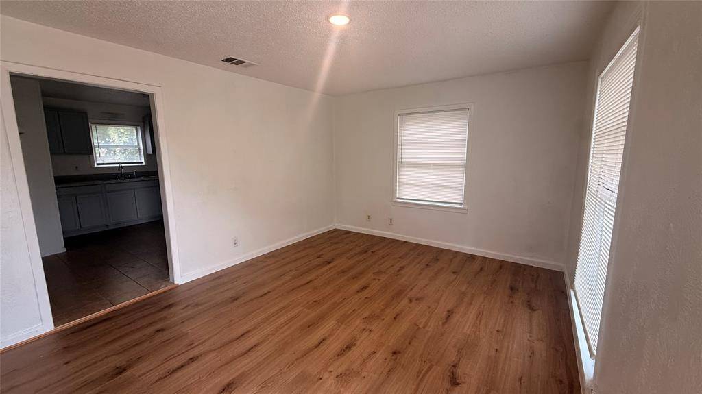 4503 Bradshaw Street, Dallas, TX 75215