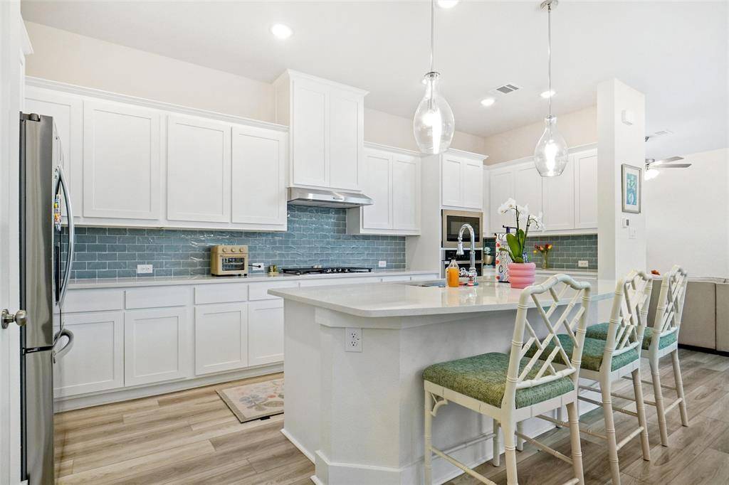 6113 Kessler Drive, North Richland Hills, TX 76180