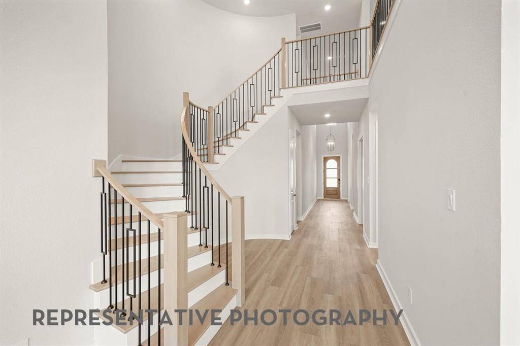 3345 Pink Petal Drive, Midlothian, TX 76084