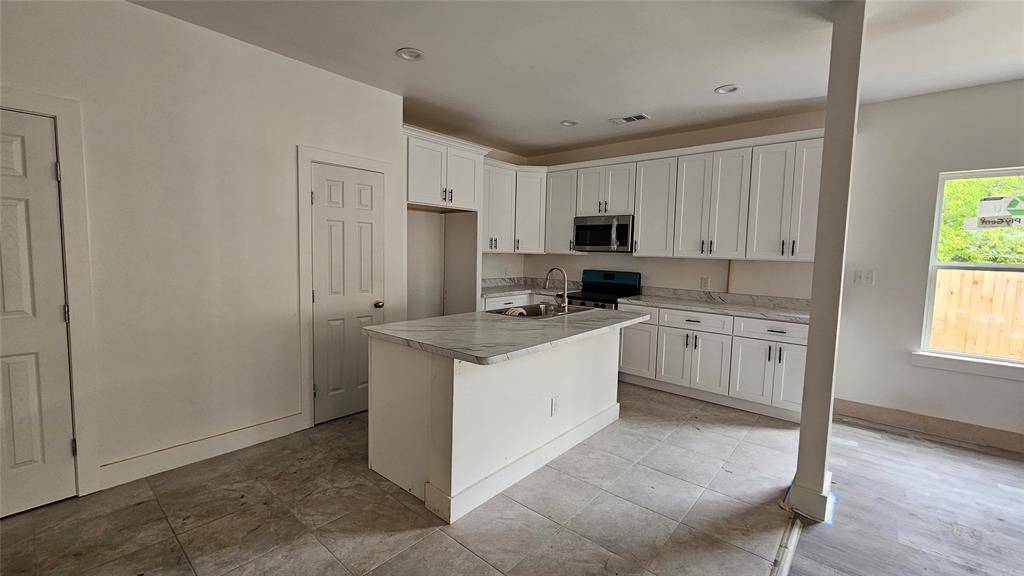 804 S Catherine Street, Terrell, TX 75160