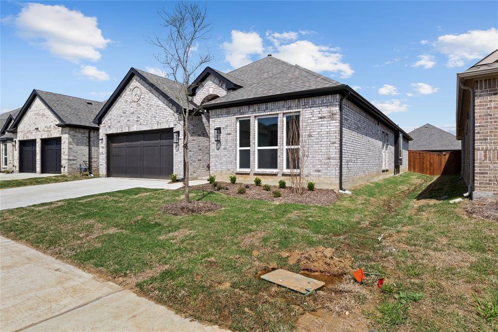 6109 White Creek Drive, Celina, TX 75009