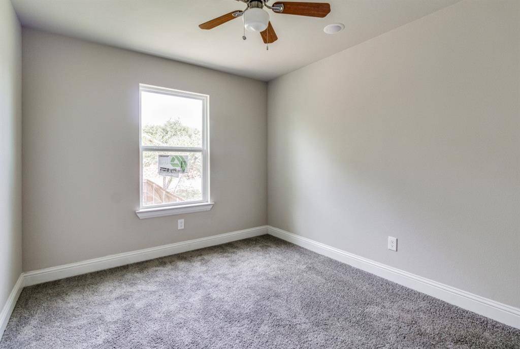 809 - 811 W Coffin Street, Denison, TX 75020