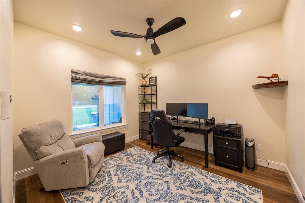 354 Glade Valley, Azle, TX 76020