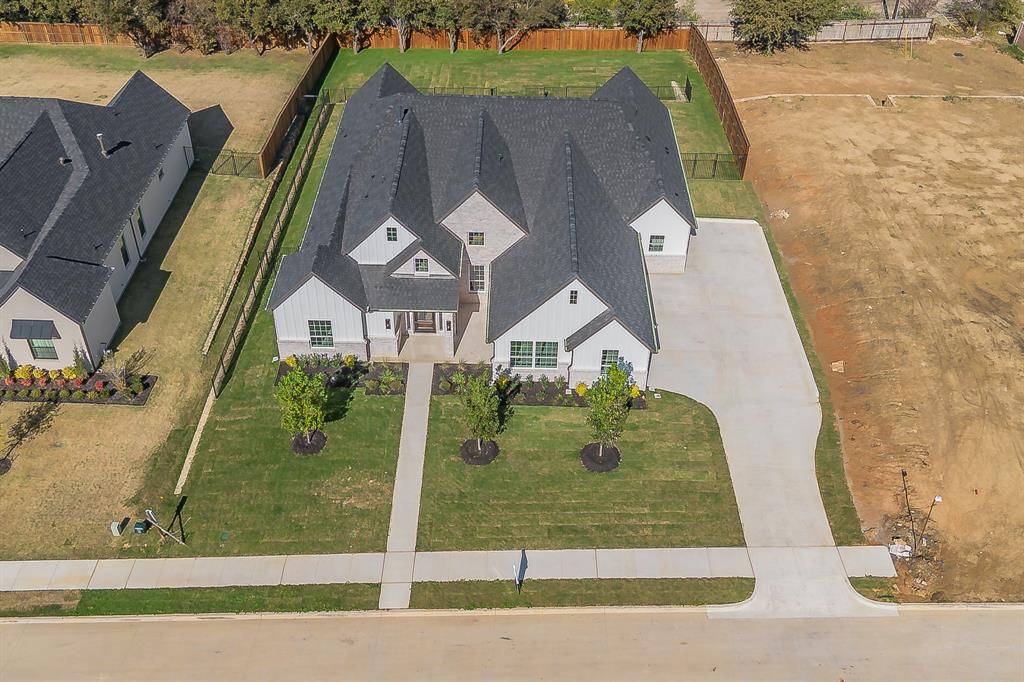 105 Bel Grand Road, Haslet, TX 76052