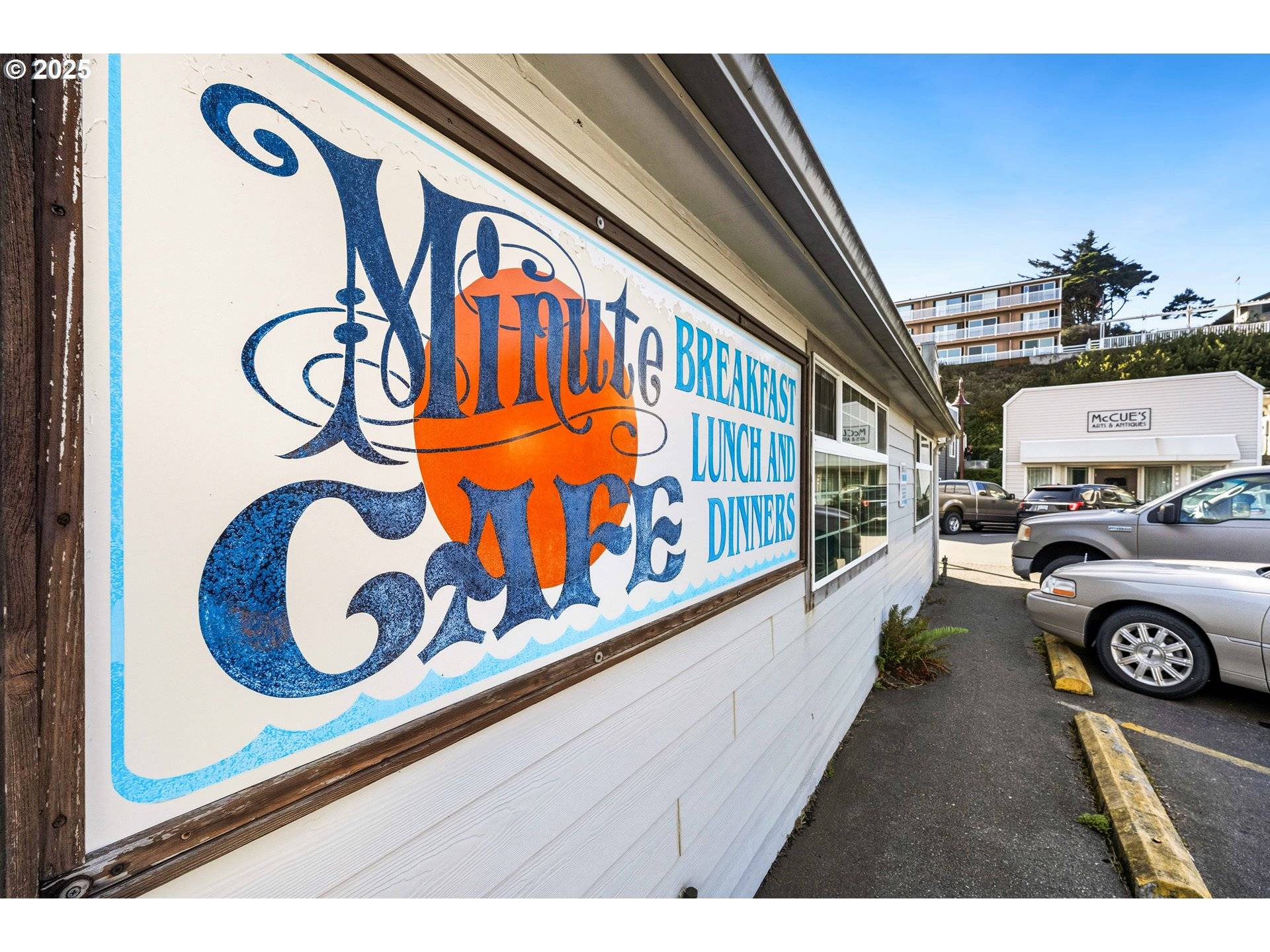 145 2ND ST, Bandon, OR 97411