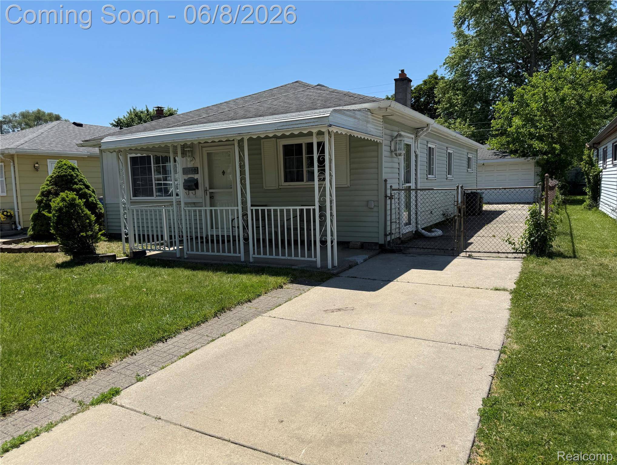 4810 CAMPBELL ST, Dearborn Heights, MI 48125