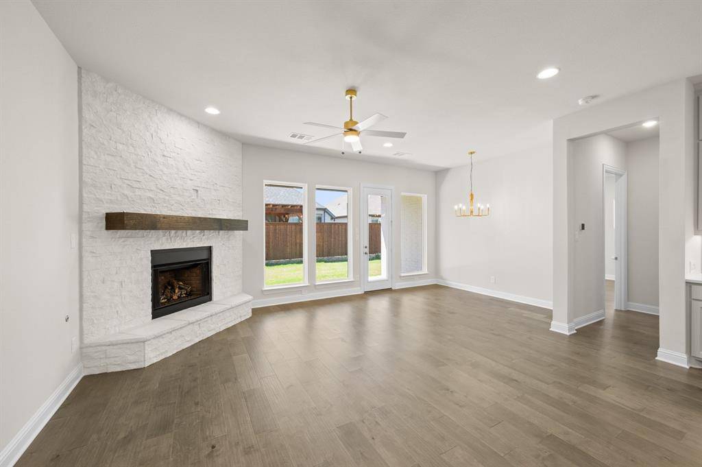 1417 Roundwash Way, Midlothian, TX 76065