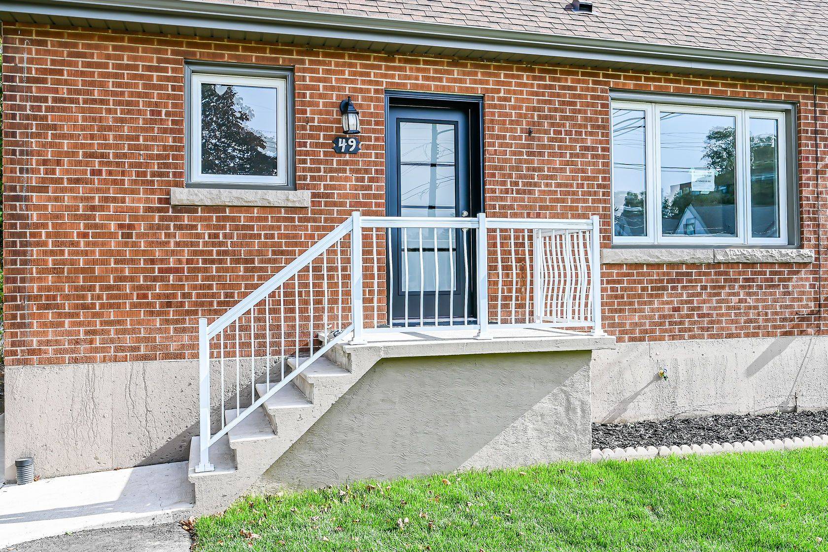 49 East 41st ST #Upper, Hamilton, ON L8T 2Z4