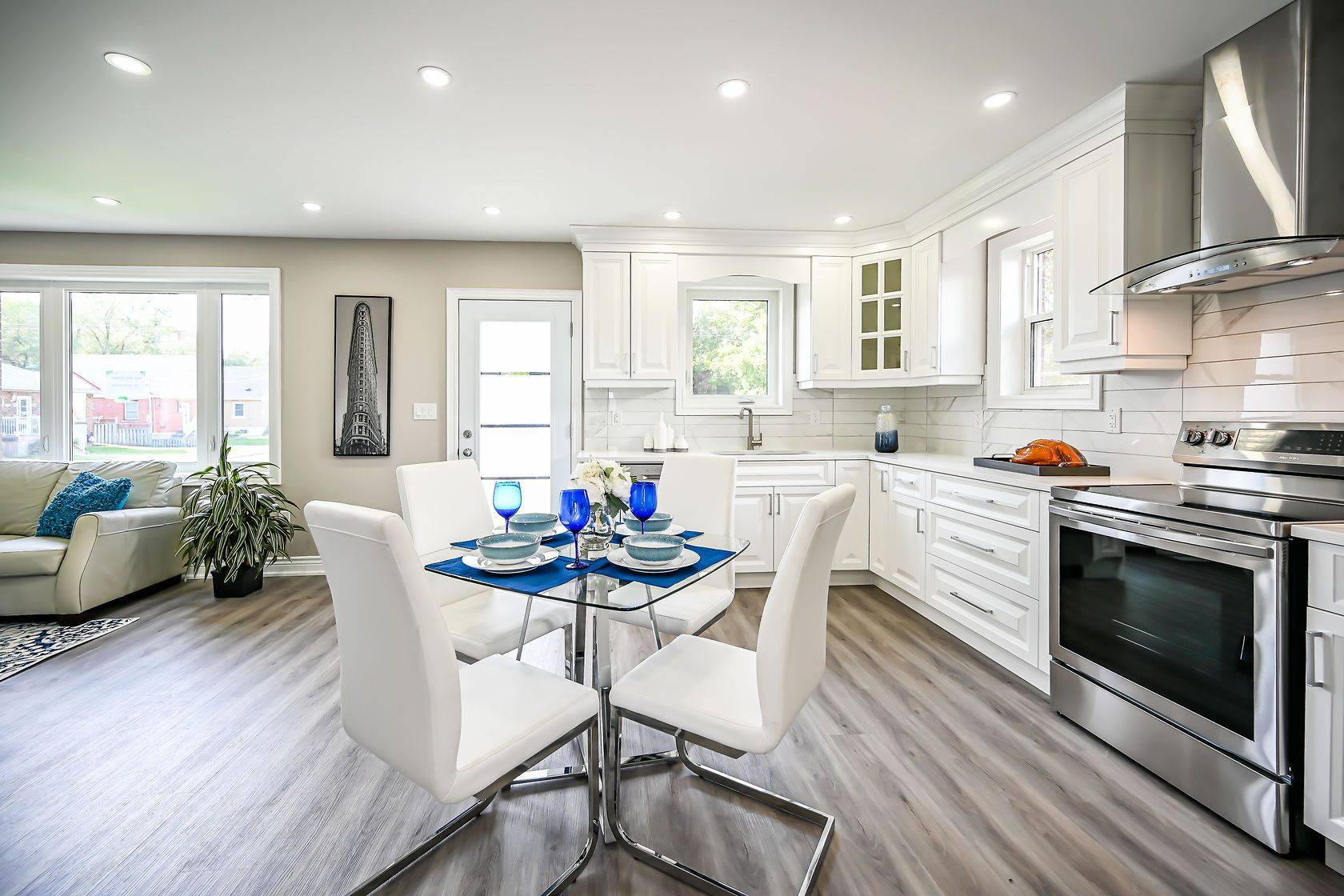 49 East 41st ST #Upper, Hamilton, ON L8T 2Z4