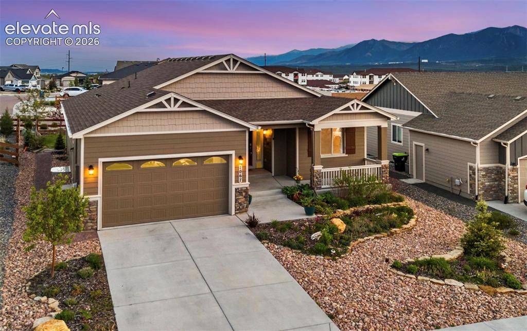 1067 Parkline LN, Monument, CO 80132