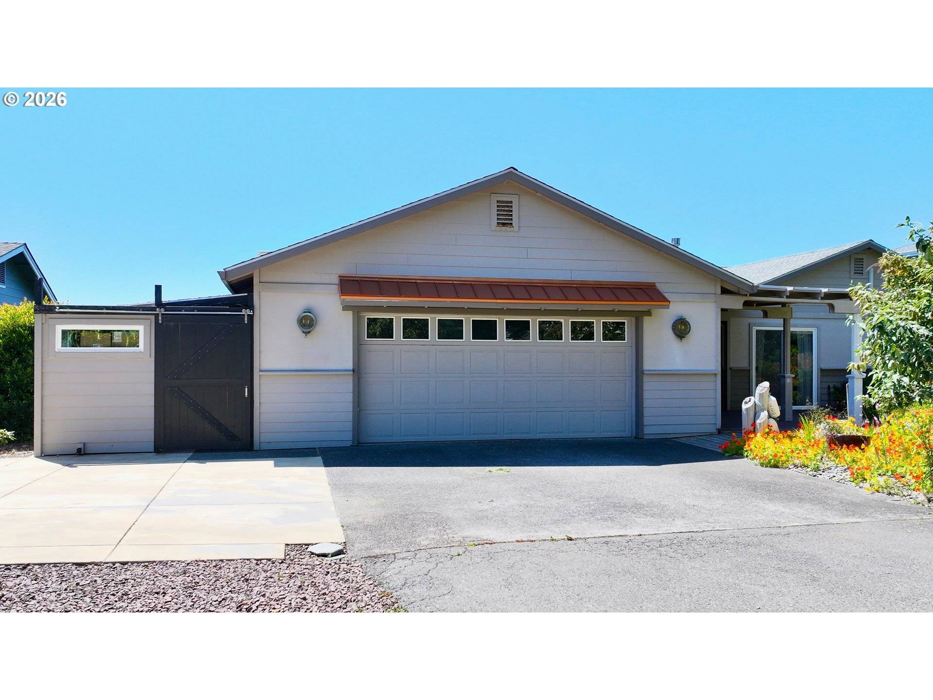 15954 SHORT WAY, Brookings, OR 97415