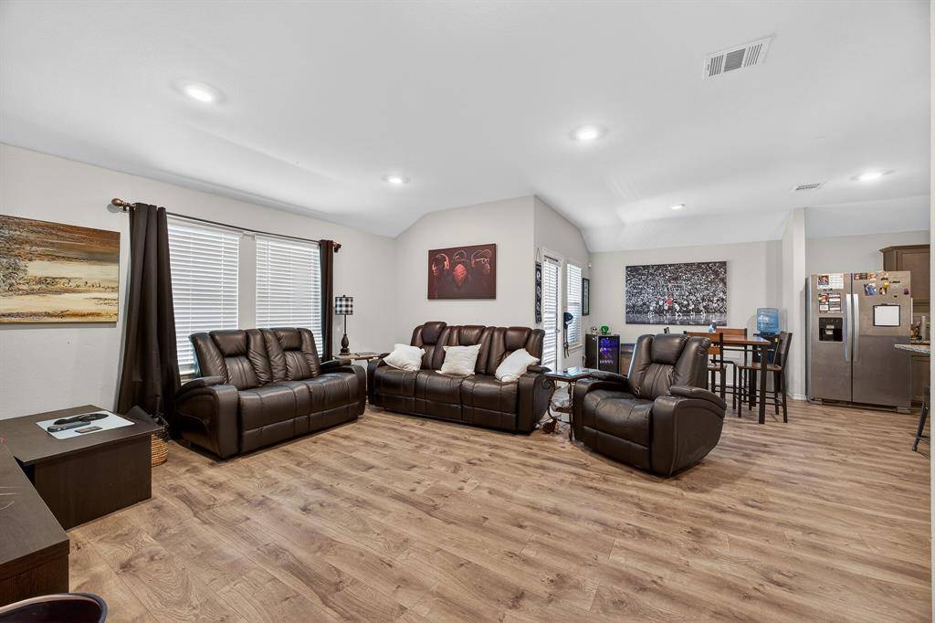 2211 Kingfisher, Crandall, TX 75114