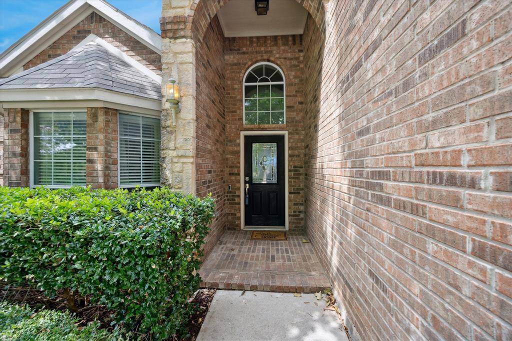 9105 Hawley Drive, Fort Worth, TX 76244