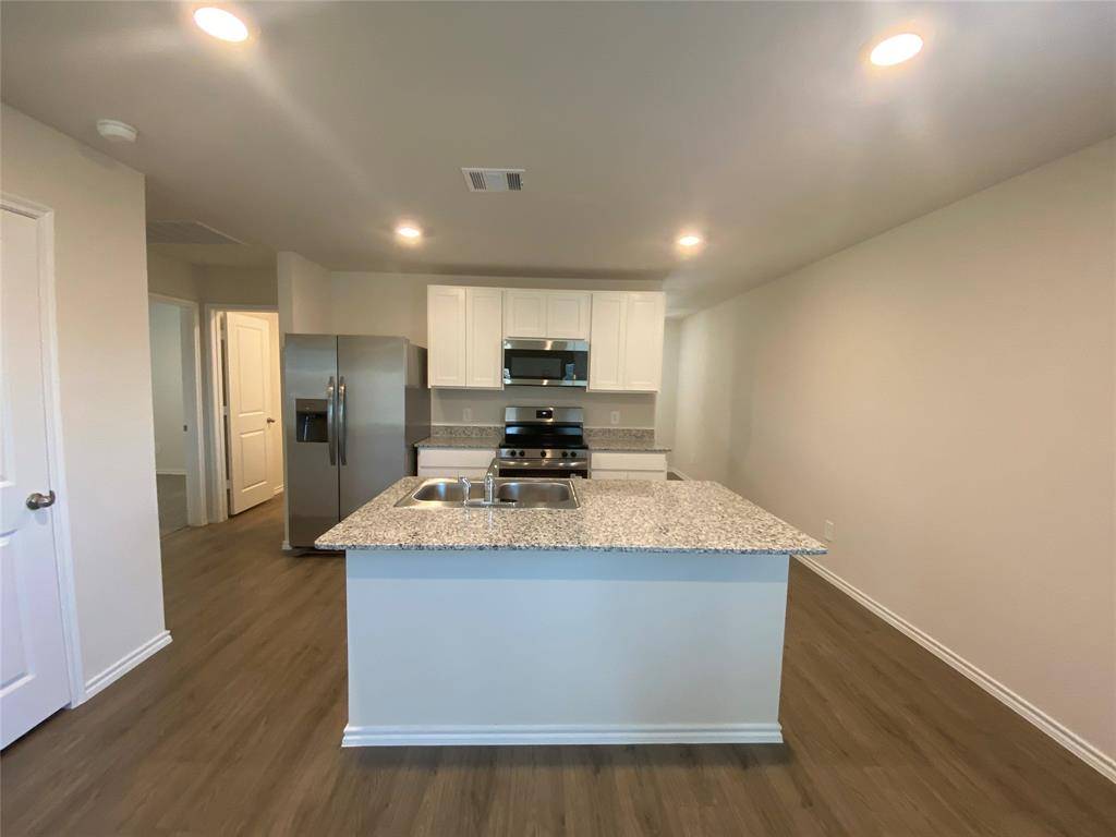 1818 Potomac Lane, Blue Ridge, TX 75424