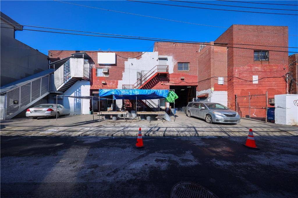 10219 44th AVE, Corona, NY 11368