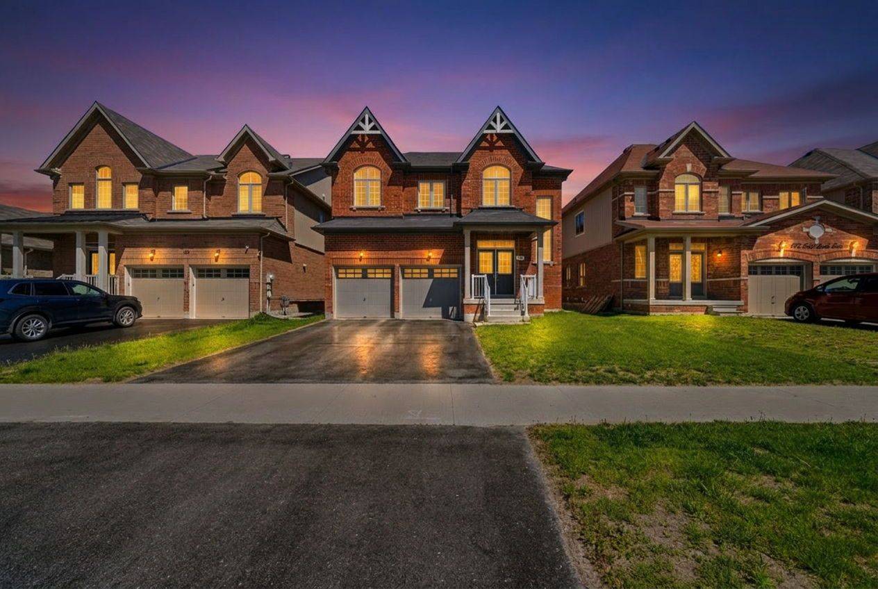 144 Gold Park Gate, Essa, ON L3W 0L9
